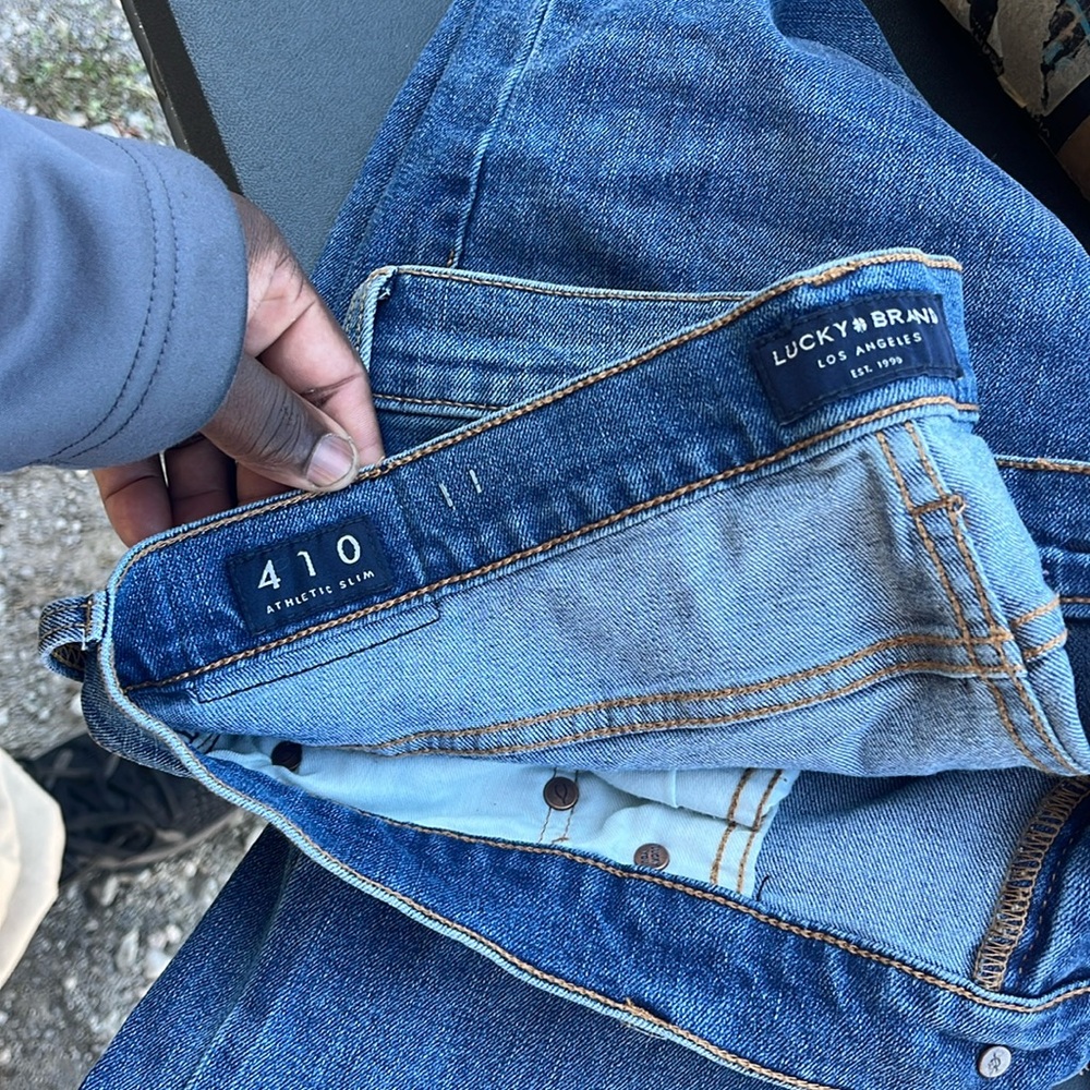 Lucky brand light blue jeans